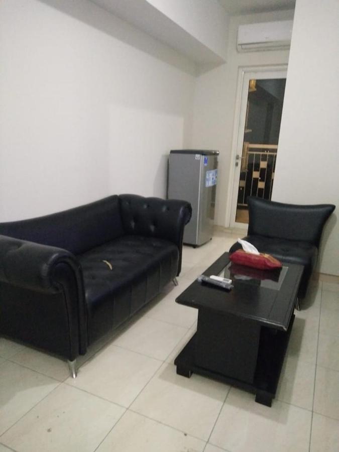 Springlake Apartemen 2BR-Sumarecon-Bekasi, By Bu Johan Bagian luar foto