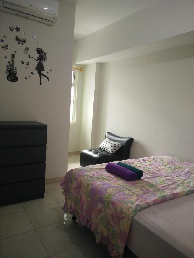 Springlake Apartemen 2BR-Sumarecon-Bekasi, By Bu Johan Bagian luar foto